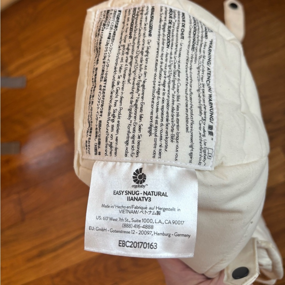 Ergobaby Insert - Picture 3 of 3